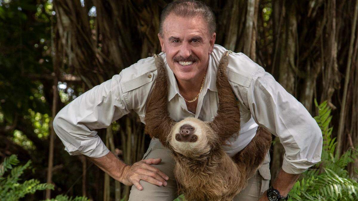 ¿Ron Magill al Congreso? El celebre portavoz del Zoo Miami dice que su negativa es firme, pero los demócratas están tratando de reclutarlo para que se postule contra el representante Carlos Giménez, ex alcalde republicano de Miami-Dade que representa al Distrito 26 de la Florida.