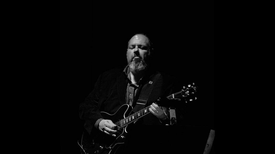 Hollywood, Florida-born Dan Warner played guitar in Barry Gibb’s band and played with Latin music stars including Julio Iglesias, Juanes and Marc Anthony, winning four Latin Grammy awards. He died at 49 on Sept. 4, 2019.