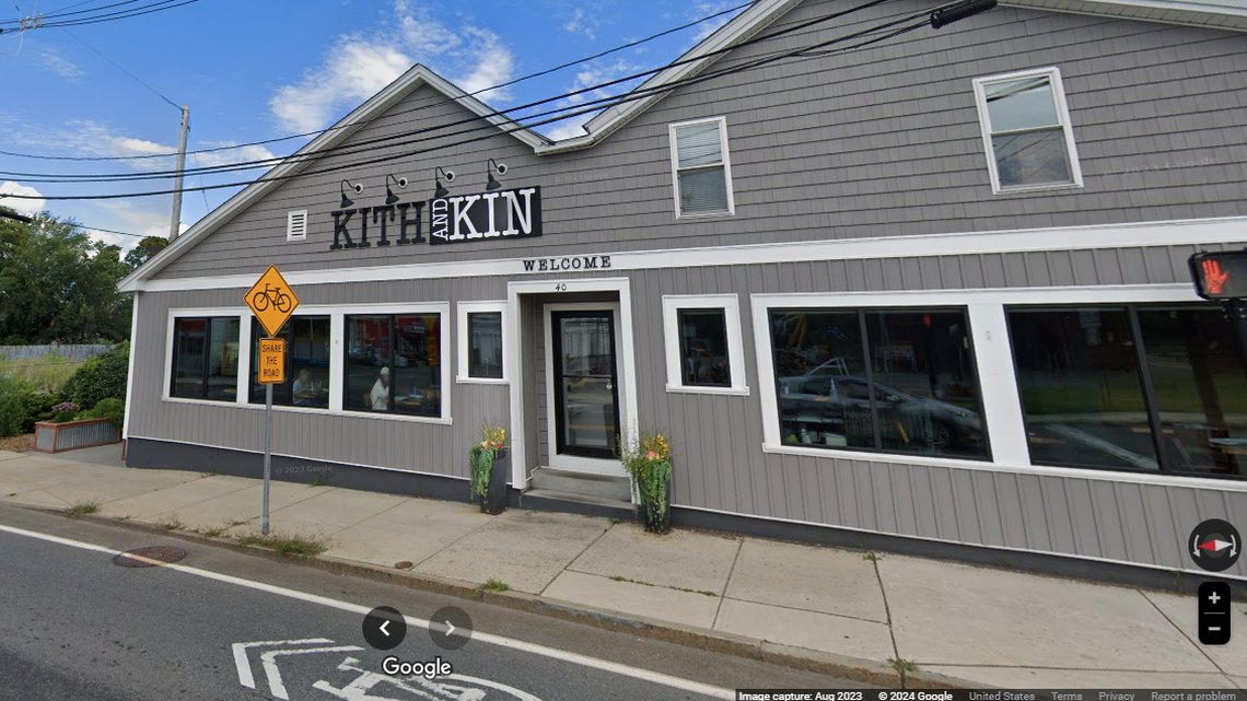 Kith and Kin in Hudson, Massachusetts, has apologized for serving history reenactors wearing SS soldier costumes at the restaurant.