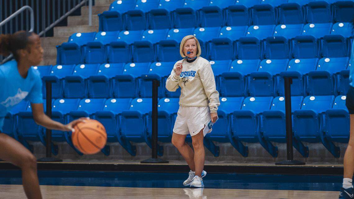 Non Division-I women’s basketball preview: Macy set to start new era at NSU