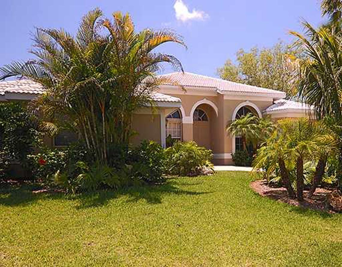 Just two weeks before the 9/11 hijackers slammed into the Pentagon and World Trade Center, members of a Saudi family abruptly vacated their luxury home near Sarasota, leaving a brand new car in the driveway, a refrigerator full of food, fruit on the counter and an open safe in a master bedroom.