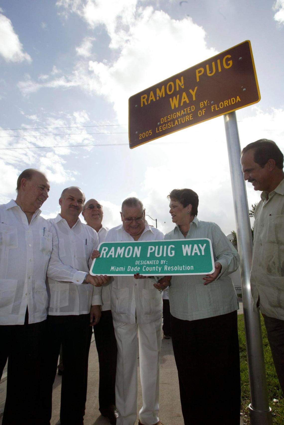 A section of Calle Ocho, between 62 Avenue  and  67 Avenue, was named after Ramón Puig (in the center), known as the “King of Guayaberas”. Photo dated 08-25-2006.