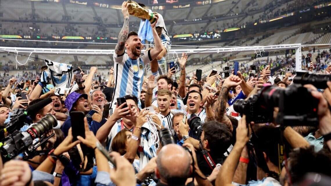 Cote’s Hot Button Top 10: World Cup opens, Knicks in command, NHL, Serena and more