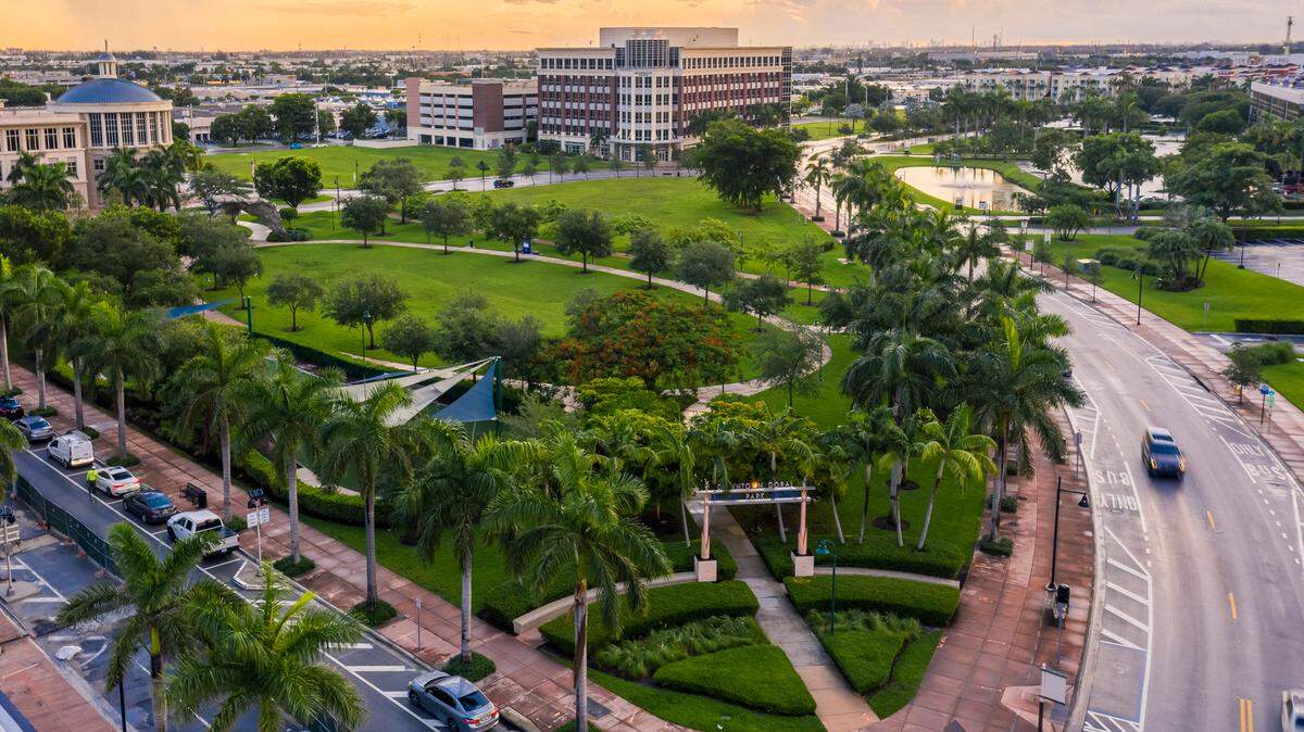 The UHealth Medical Center in Downtown Doral will be located near the intersection of NW 87th Avenue and 53rd Street, between the Doral Government Center and the 8333 office building.