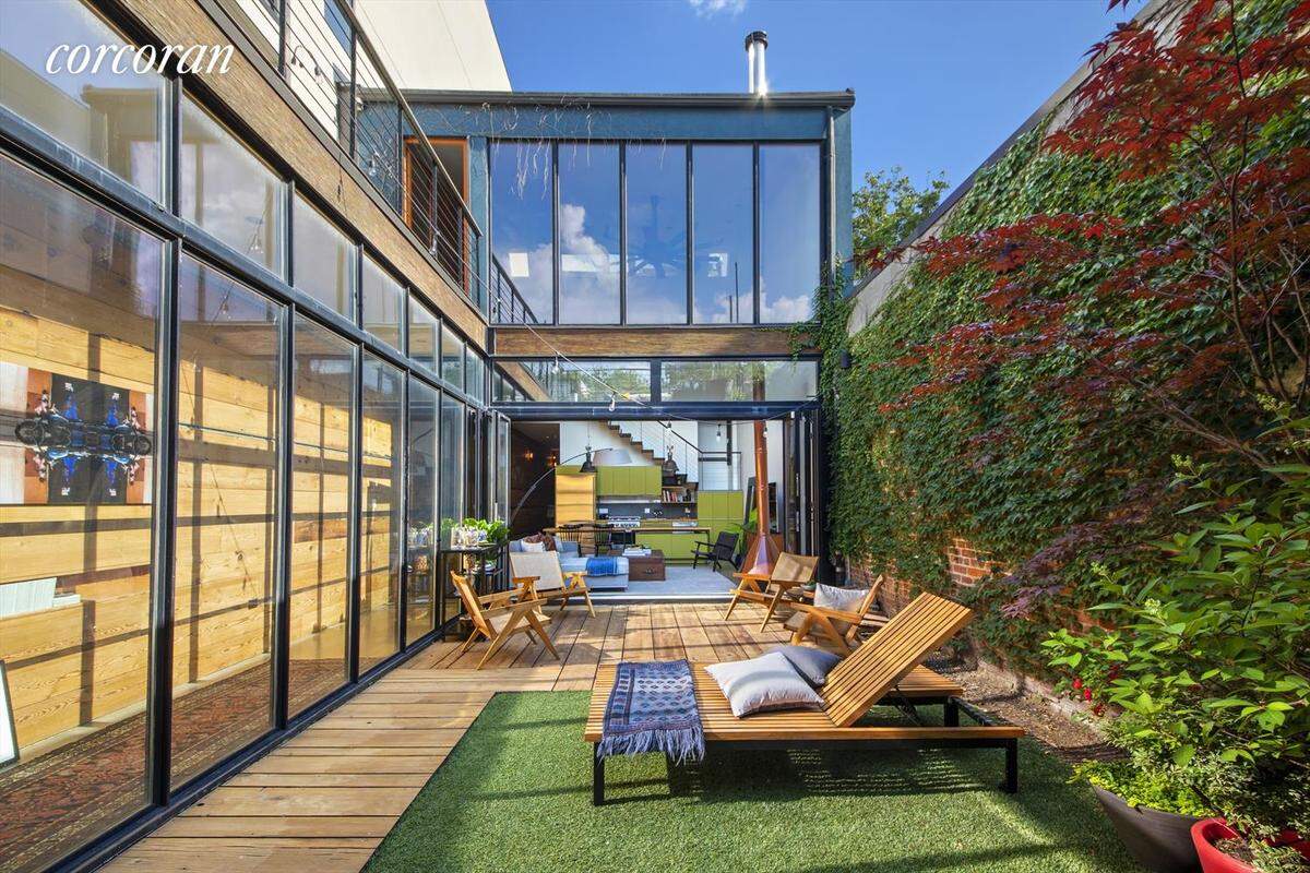 Courtyard of Steve Burns’ Brooklyn home.