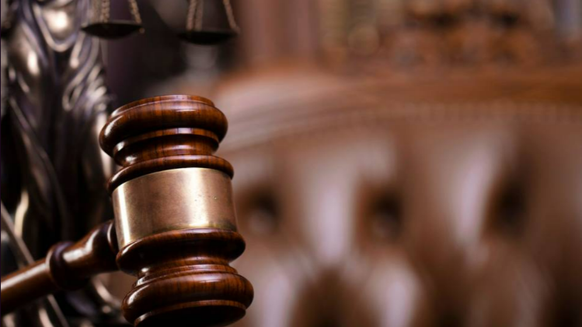 A Lincoln County man pleaded guilty to two counts of murder in the deaths of his father and uncle. 