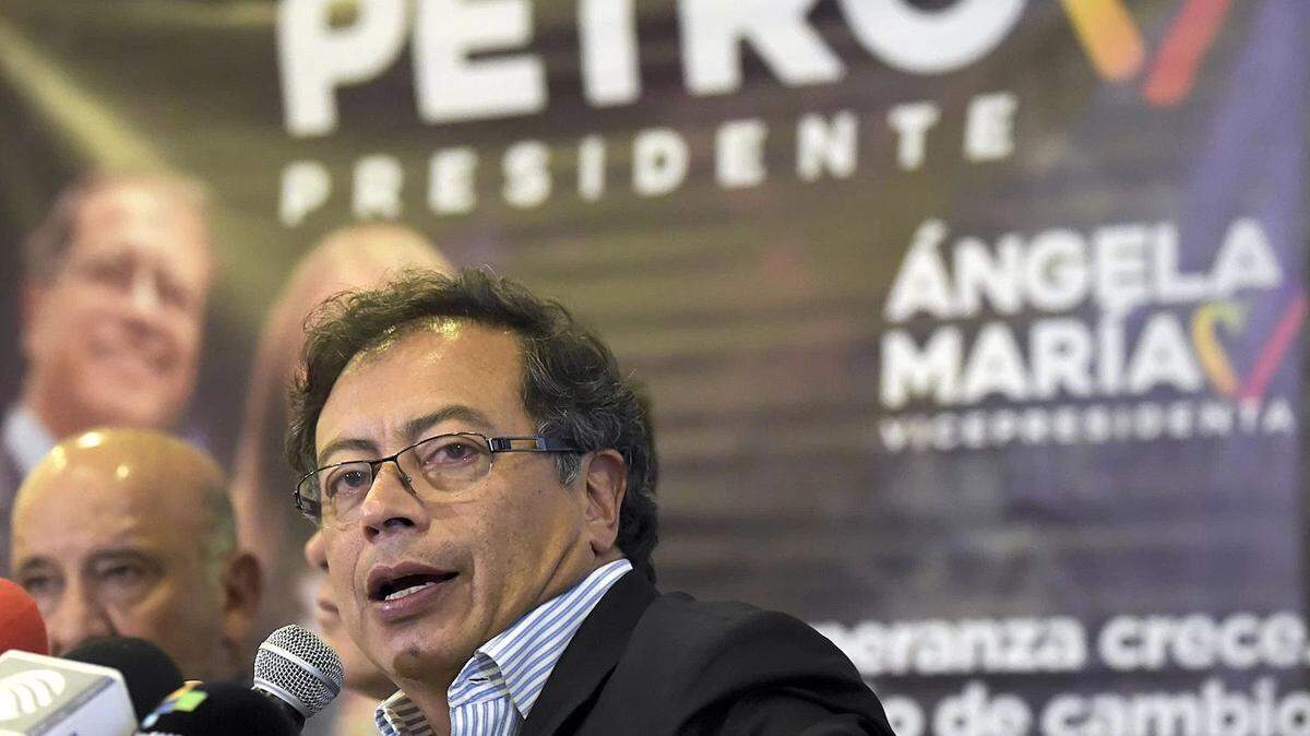 Colombian presidential candidate Gustavo Petro at a press conference in Bogotá.