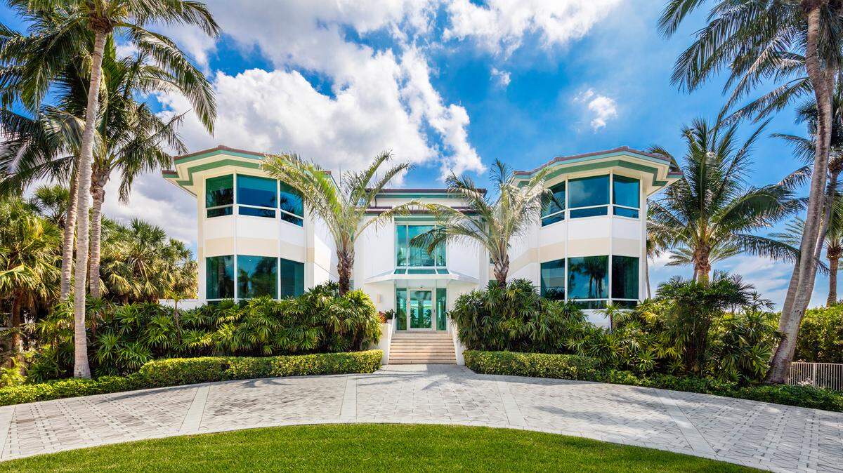 MLB superstar Manny Machado has paid $11.3 million for this waterfront estate in the exclusive Coral Gables community of Tahiti Island.