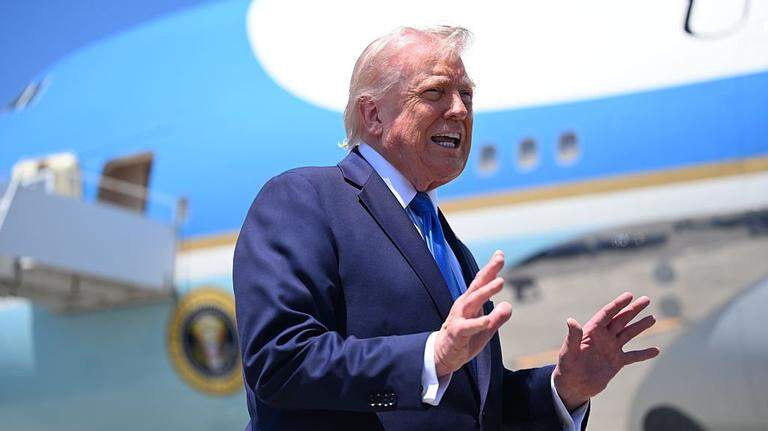 Palm Beach County signs off on controversial Trump airport trademark deal