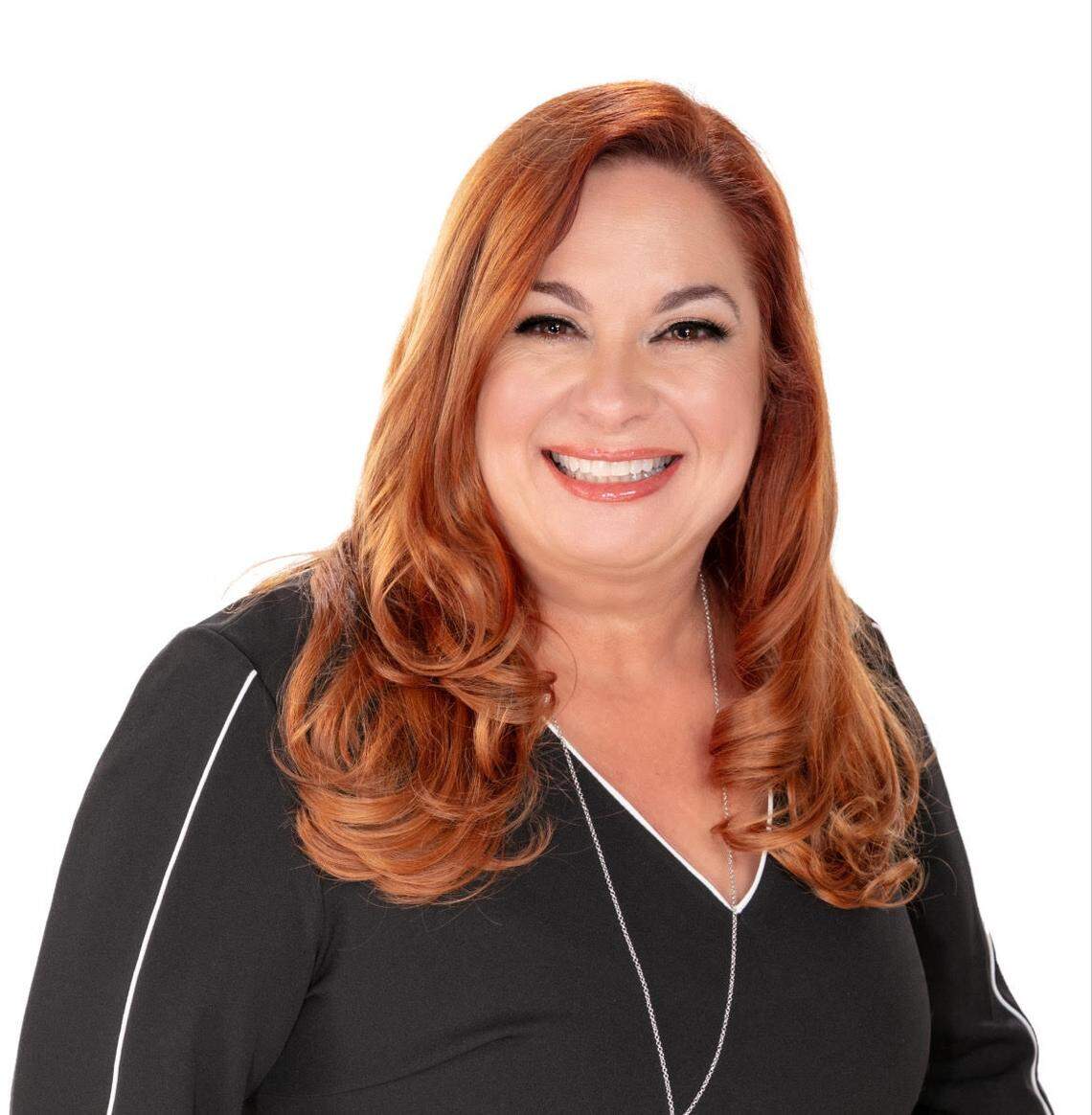 Hayley Ross is a Miami-Dade School Board Candidate for district 3.