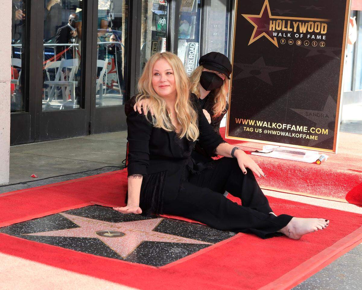 On the newest episode of Christina Applegate’s podcast MeSsy the actress’s 13-year-old daughter, Sadie, was a guest.