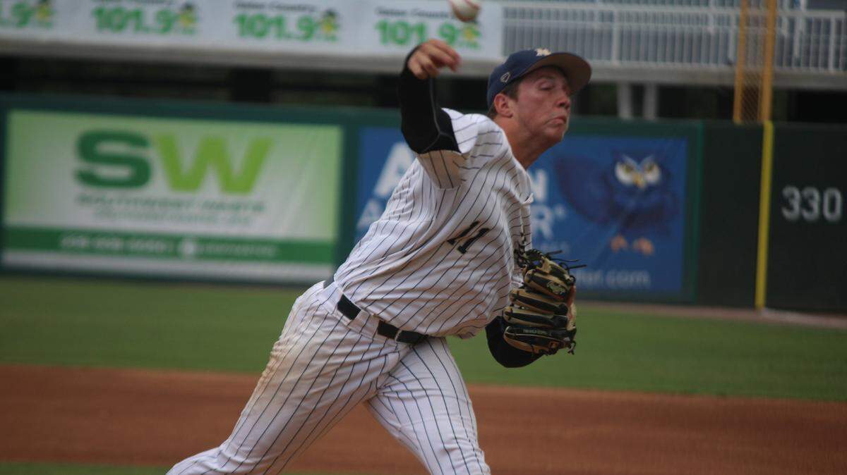 North Broward Prep pitcher Mateo Gray pitches against Clearwater Calvary Christian on Saturday in the Class 3A state championship game at Hammond Stadium in Fort Myers.
