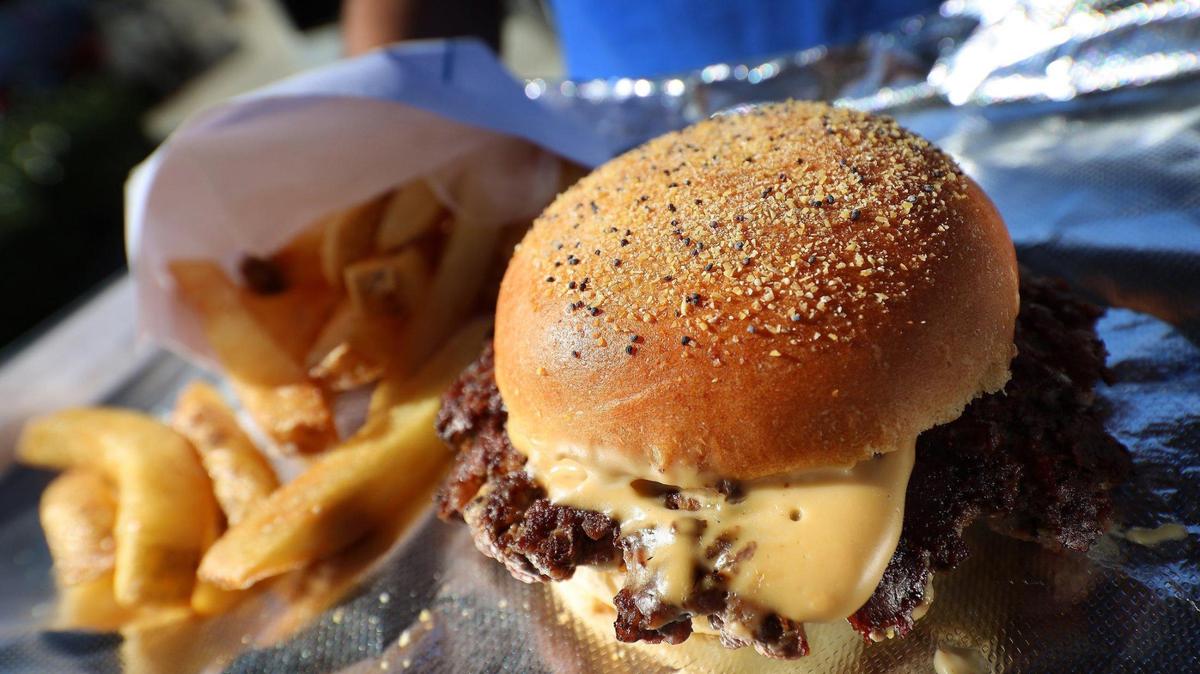 United States Burger Service’s burgers are presented simply, but they have been carefully thought out over the years.
