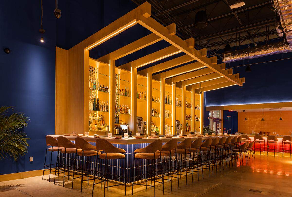The bar at Mexican restaurant Barra Vieja in Doral.