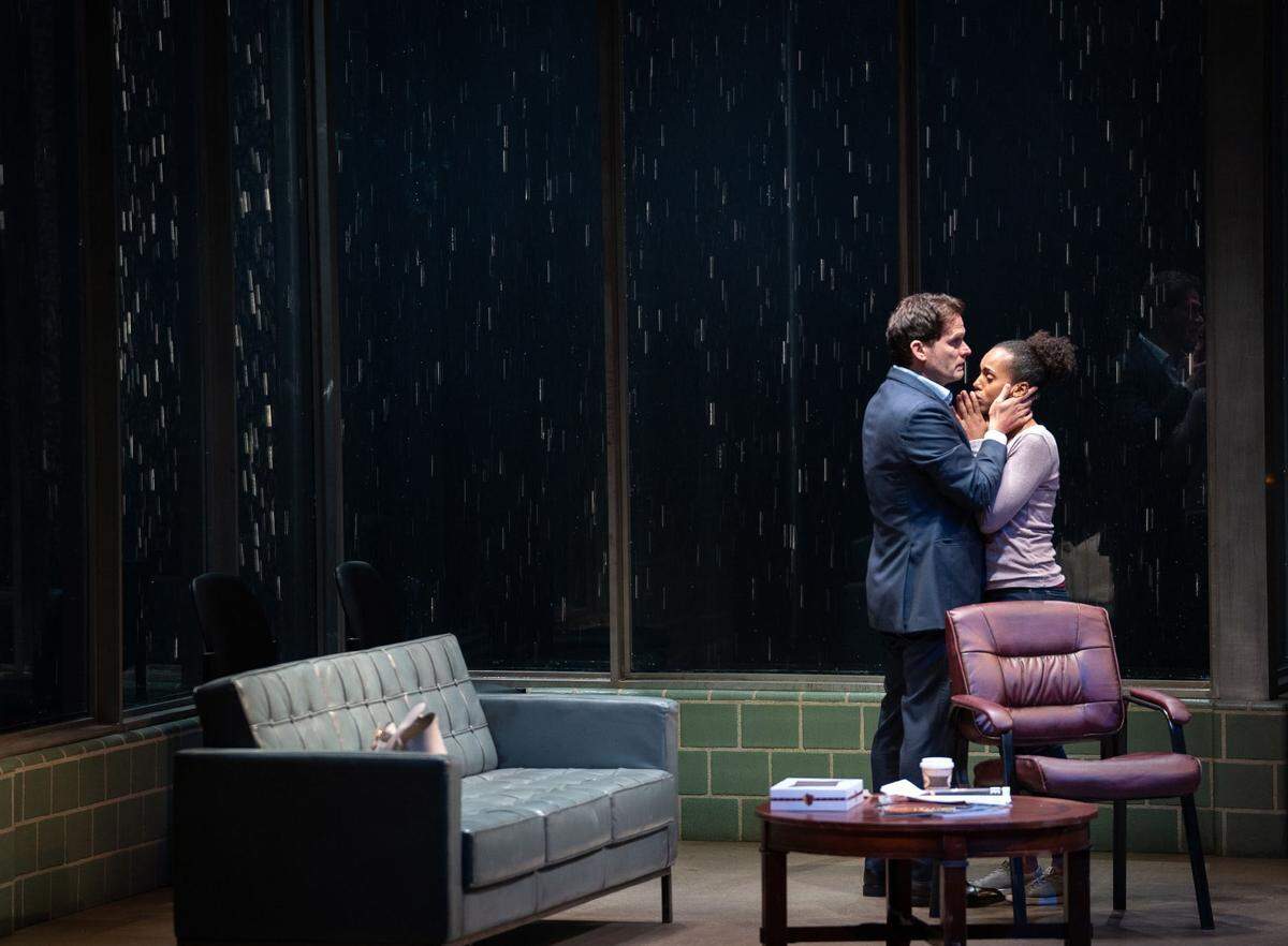 Steven Pasquale and Kerry Washington confront the unimaginable in the Broadway premiere of Christopher Demos-Brown’s “American Son.”