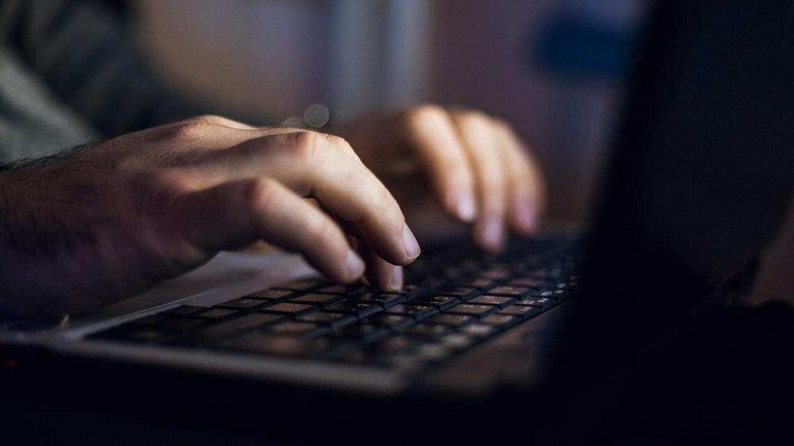 Bot farms in Venezuela and Cuba are suspected of exploiting the coronavirus crisis in Ecuador to destabilize the country.