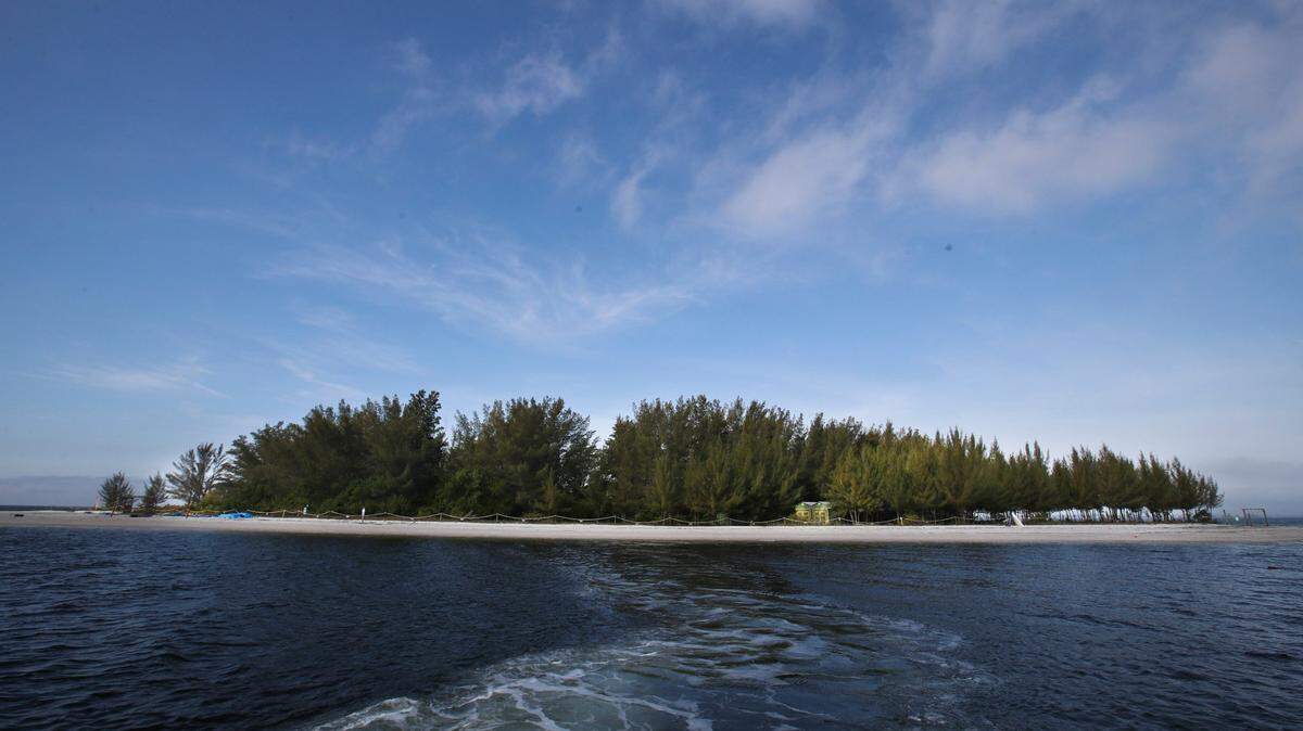 An view of the east side of Beer Can Island off the coast of Apollo Beach, between Apollo Beach and MacDill Air Force Base, on Wednesday, Jan. 27, 2021. Beer Can Island is shrinking from erosion and it was flooded by Hurricane Idalia as well. .T