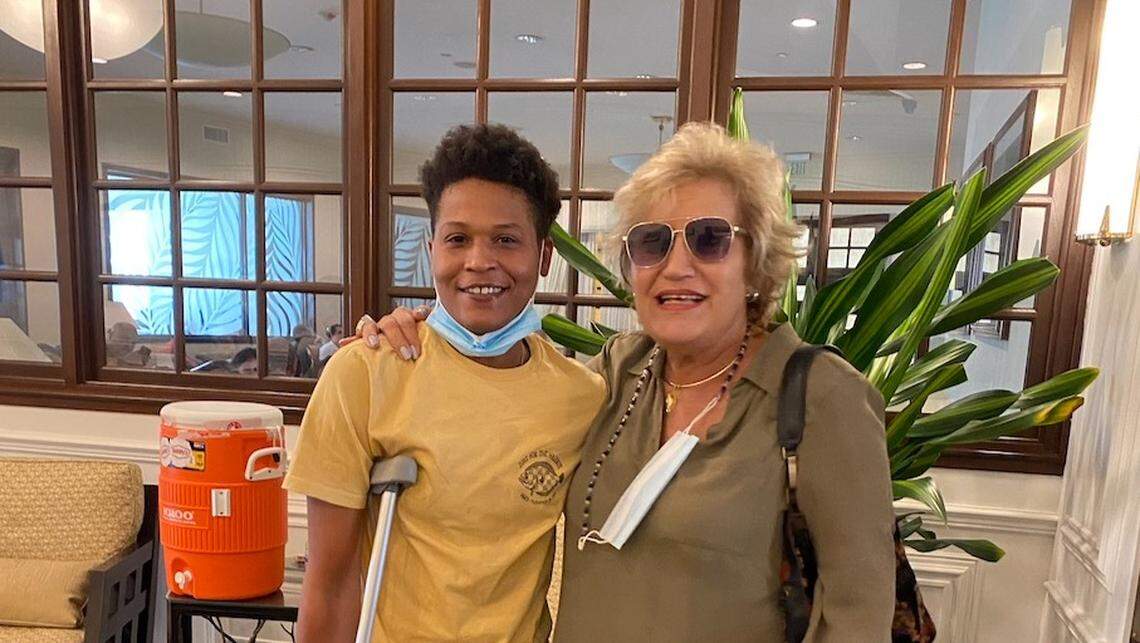 Shamoka Furman, left, was the security guard on duty at the Champlain Towers South on the night of the collapse. She helped Iliana Monteagudo, right, and others escape.