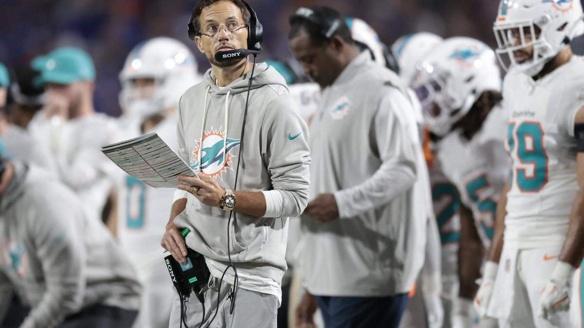 Miami Dolphins head coach Mike McDaniel on the sideline during the first half of their NFL football game against the Buffalo Bills at Highmark Stadium in Orchard Park, NY, on Thursday, September 18, 2025. 