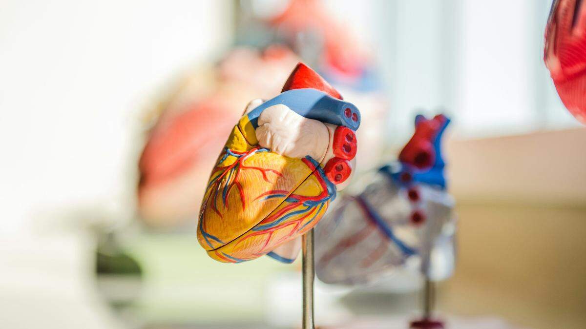 COVID vaccination may help protect against potentially deadly blood clots, new research shows.