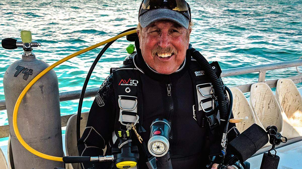 Don Rhodes, an avid diver and underwater photographer for four decades, was first diagnosed with stage one lung cancer in 2011, which developed into stage four by 2016. He has been treated with targeted genetic therapy, and his most recent scans in March showed no sign of the cancer.