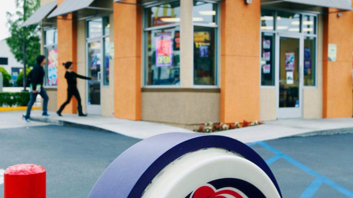 Taco Bell says it is giving customers the opportunity to choose which old menu item makes a return. (AP Photo/Reed Saxon)