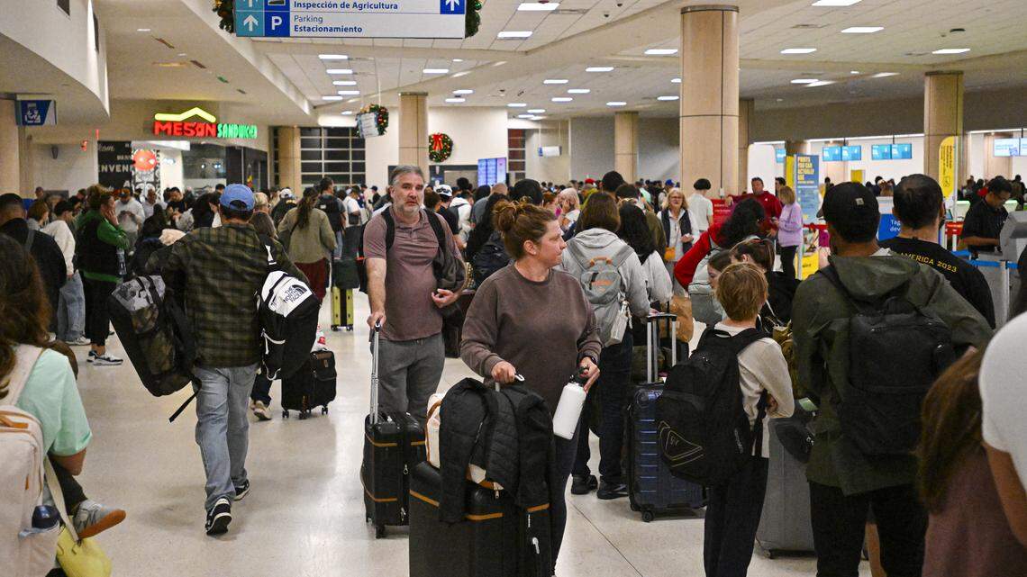 Travel alert: Caribbean flights canceled as airspace closed near Venezuela