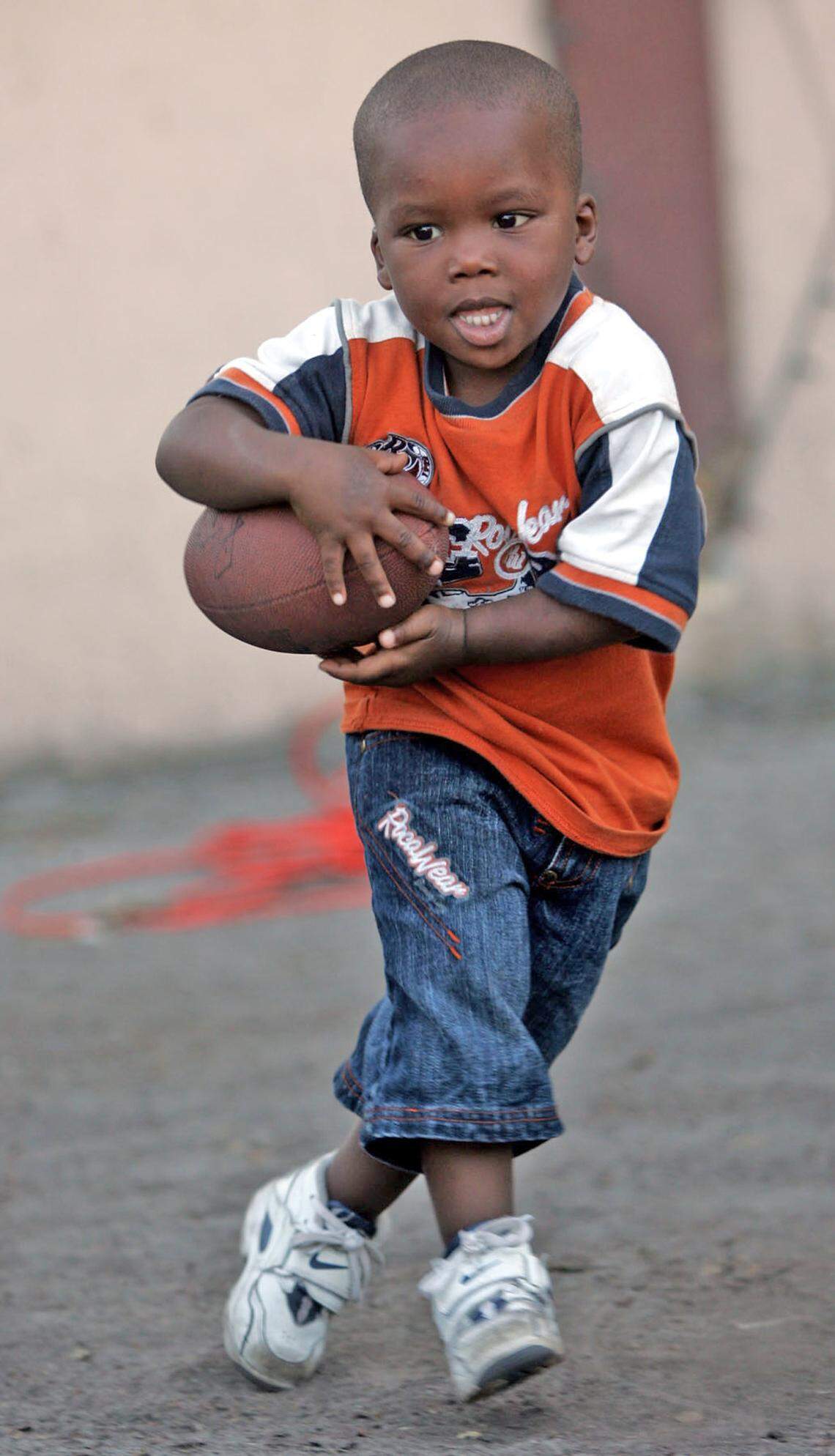 Frank Gore Jr.'s form has always been great, even back in 2005 when his dad decided to go pro.