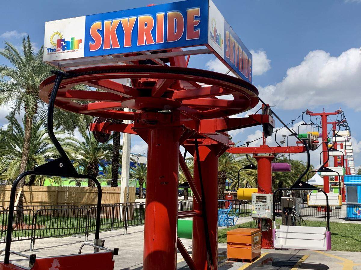 Miami-Dade County’s Youth Fair will be adding Lysol wipes at the entrance of all 99 rides on the Midway so riders can sanitize their safety bars before the ride starts if they want to. The fair’s hyper-hygiene comes amid growing concerns about the possible spread of COVID-19.
