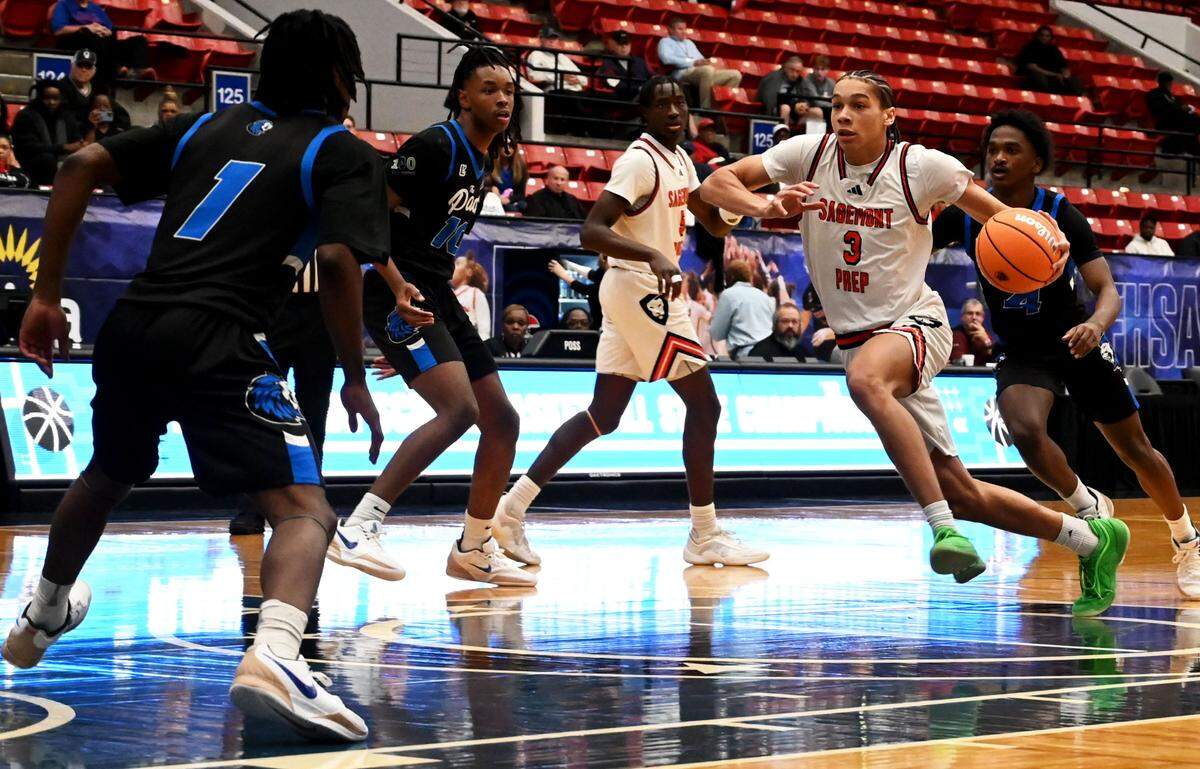 Sagemont senior guard Matthew Able drives through the lane against Jacksonville Impact Christian Tuesday during an FHSAA Class 1A state semifinal at the RP Funding Center in Lakeland.