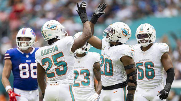 Veteranos de peso en un limbo sobre futuro con los Dolphins. ¿Se van o se quedan en el equipo?