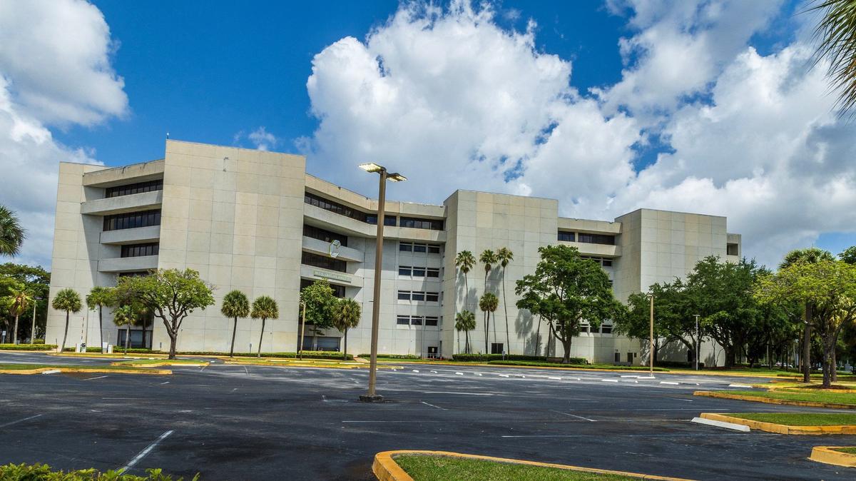 View of a building located at 9250 W. Flagler St. in Miami, where Mayor Daniella Levine Cava wants to open a West Dade Government Center. The plan had an early detractor in Olga Espinosa-Anderson, then the interim director of the county’s Solid Waste department, who wanted to rent cheaper office space in a private complex.