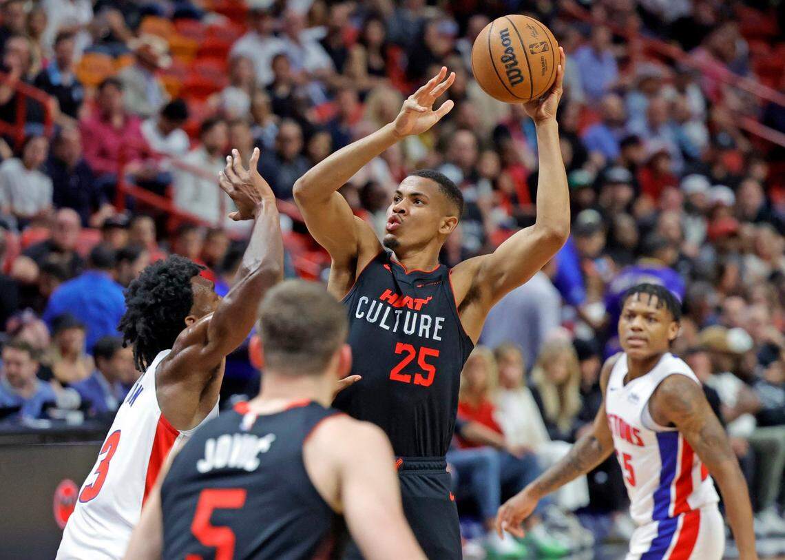 Miami Heat center Orlando Robinson (25) attempts to score against the Detroit Pistons in the second quarter at Kaseya Center in Miami on March 5, 2024.