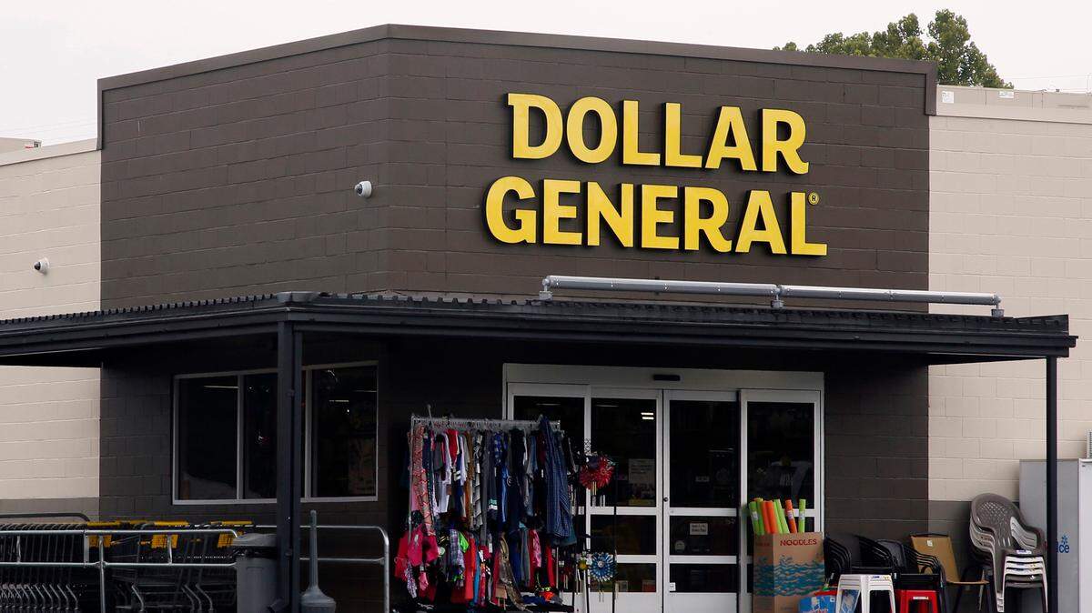 Dollar General faces a $1.2 million fine for workplace safety violations that exposed employees to hazards at stores in Georgia, the Labor Department says.