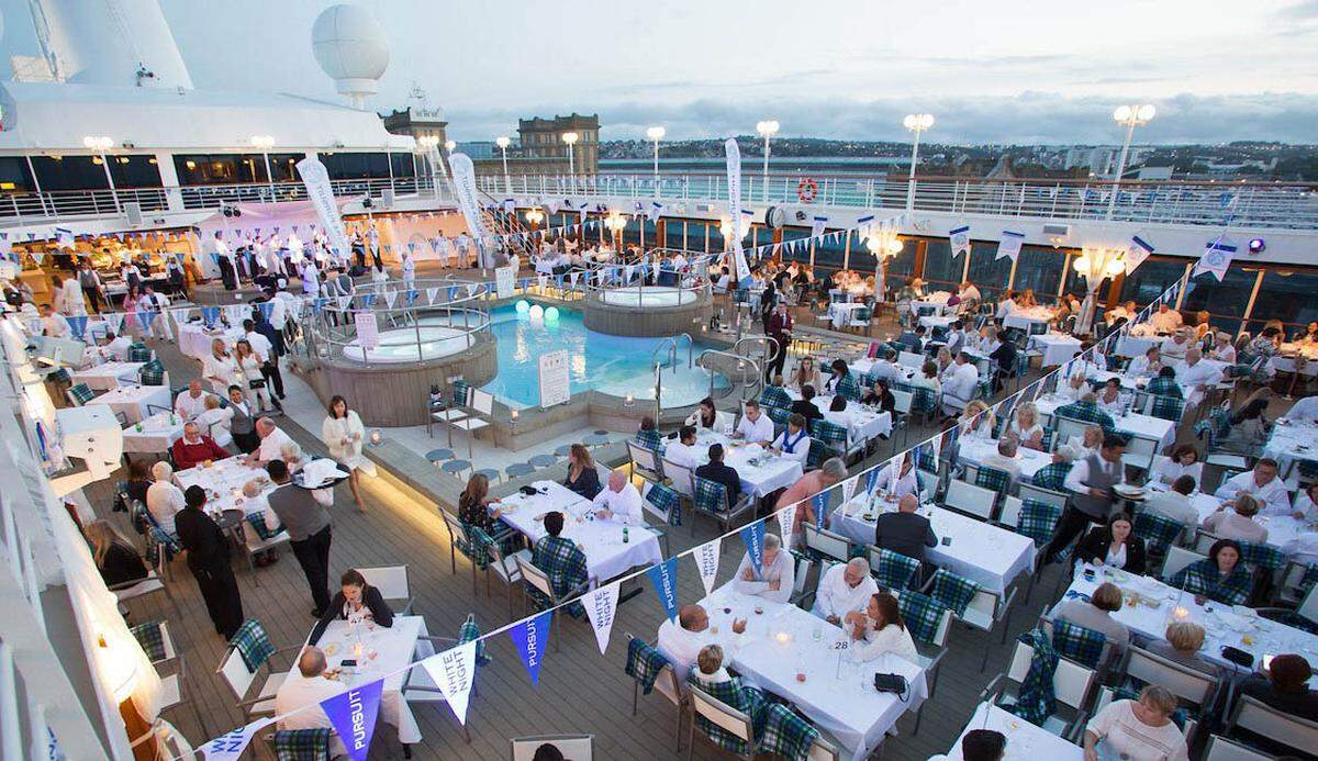 At least once each cruise (weather permitting) decks 9 and 10 become an outdoor restaurant, and guests dance into the night on Azamara Club Cruises. Wearing white is encouraged.