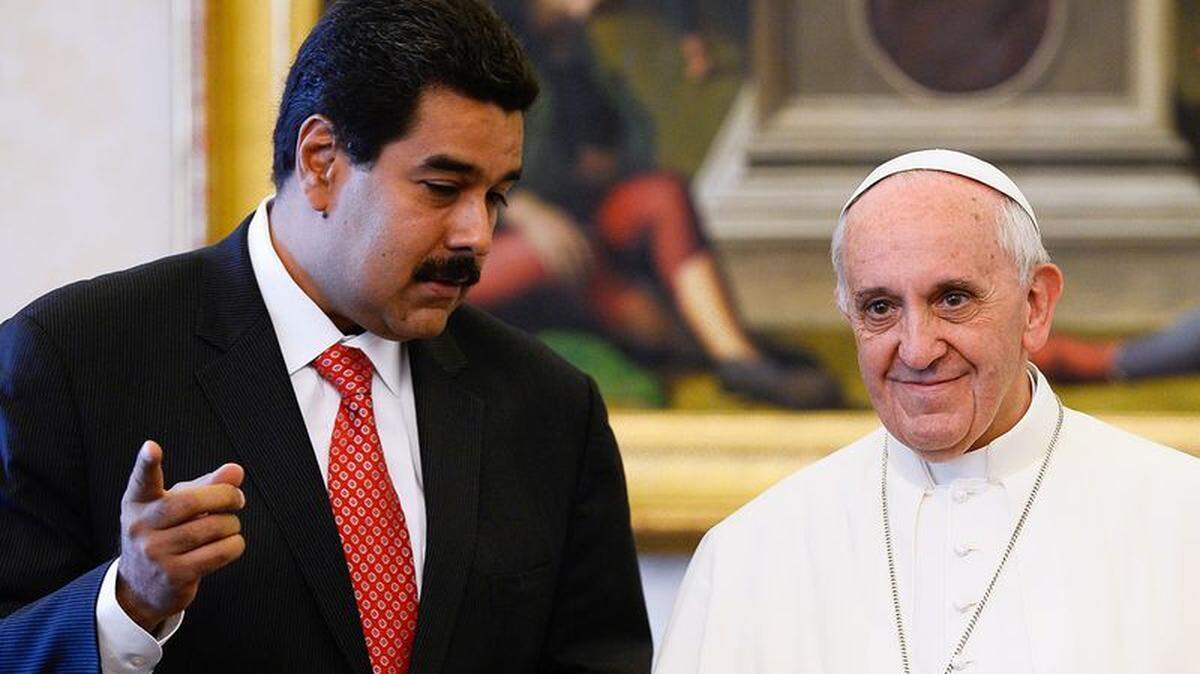 Pope Francis, right, with Venezuela’s President Nicolás Maduro in 2013, has tried to broker agreements between the regime and opposition.