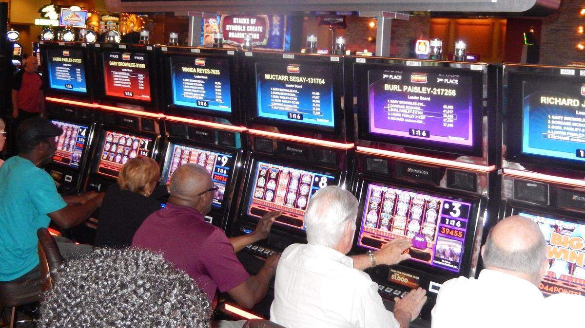 An appellate court upheld a decision by the Florida Department of Business and Professional Regulation and said Calder Race Course could continue offering casino slot machines if it switched from horse racing to jai alai.