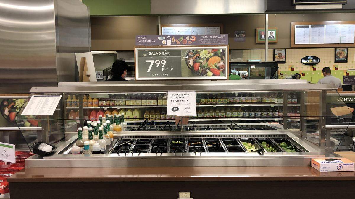 The salad bar at Publix at 17th Street and Biscayne Boulevard in Miami