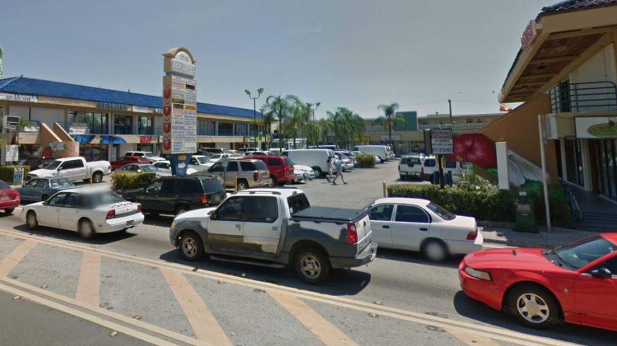 The strip mall at 2742 SW Eighth St., where Billing USA was located for a time.