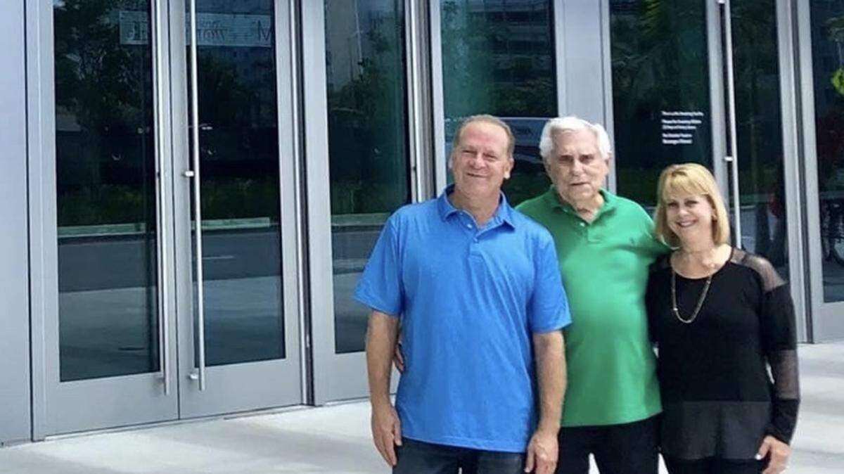 Norman Litz with his children Steve Litz and Ronni Litz Merkin outside the Miami Beach Convention Center.