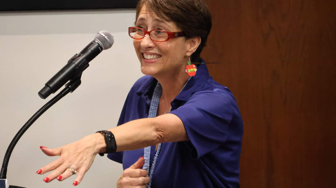 Broward school board approves plan to eliminate 1,000 jobs to save $54 million