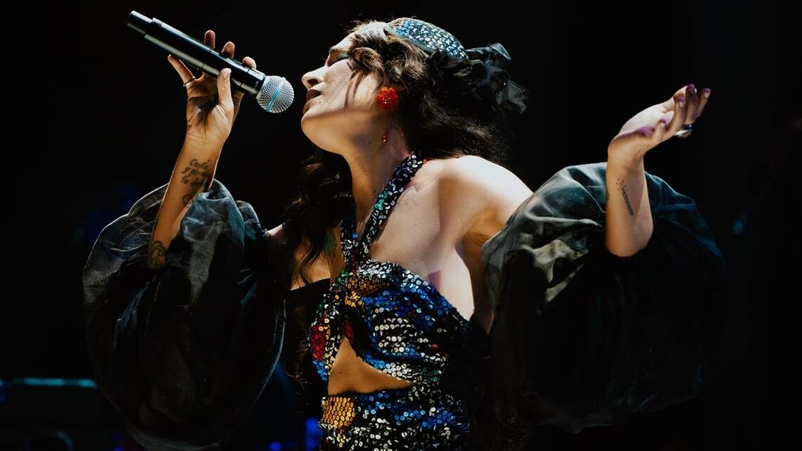 Puerto Rican singer iLe finds her soul in boleros and more at ZeyZey in Miami