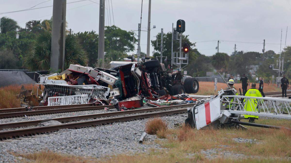 A Brightline train collided with a fire truck at East Atlantic Avenue and Southeast First Avenue in downtown Delray Beach on Saturday afternoon, Dec. 28, 2024. (Mike Stocker/South Florida Sun Sentinel)