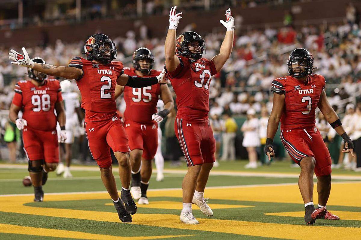 WACO, TEXAS - NOVEMBER 15: Trey Reynolds #37 of the Utah Utes celebrates with teammates after intercepting a pass during the fourth quarter against the Baylor Bears at McLane Stadium on November 15, 2025 in Waco, Texas. (Photo by Sam Hodde/Getty Images)
