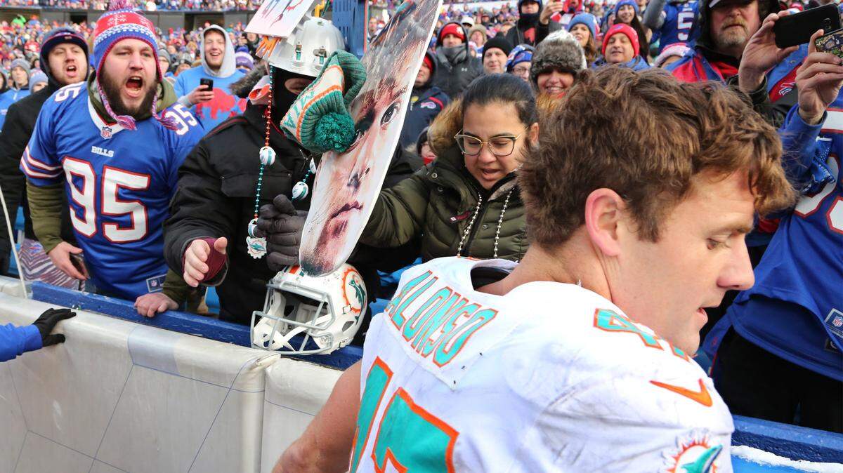 Miami Dolphins outside linebacker Kiko Alonso (47) walks off the field after being ejected in the second half Sunday, Dec. 30, 2018, at New Era Field in Orchard Park, N.Y.