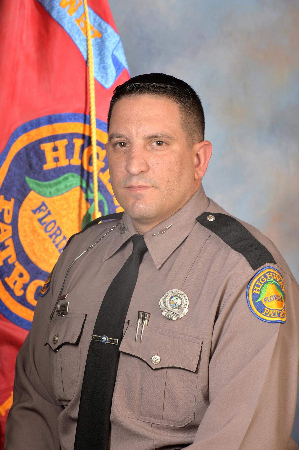 El agente de la Patrulla de Carreteras de la Florida Lázaro R. Febles.