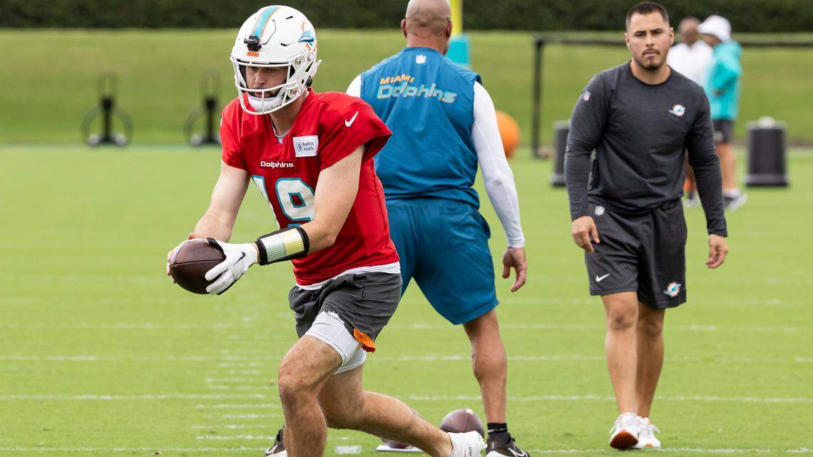Miami Dolphins quarterback Skylar Thompson (19) runs drills during team practice at the Baptist Health Training Complex on Thursday, Sept. 26, 2024, in Miami Gardens, Fla.