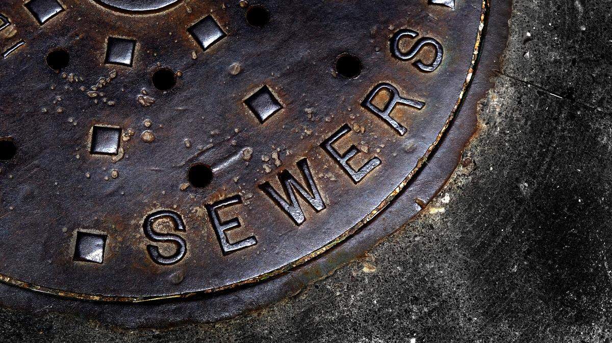 There was a sewer pipe break in Aventura March 15, 2021.