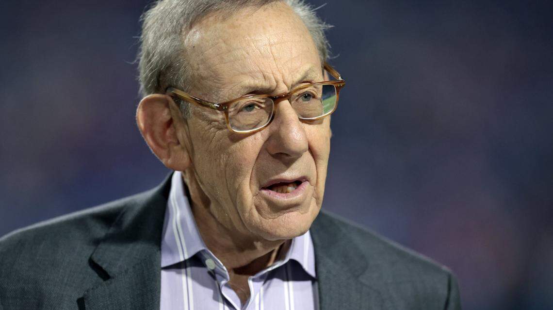 Greg Cote’s Poll Dance: How would you grade Stephen Ross as Dolphins owner? Vote now