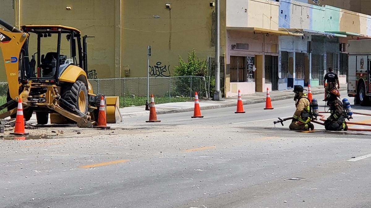 Several Miami business were evacuated Friday morning when a gas line ruptured at Northwest Seventh Avenue and 60th Street.